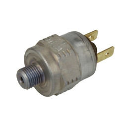 Czujnik ciśnienia oleju PNEUTRON 131 823 000